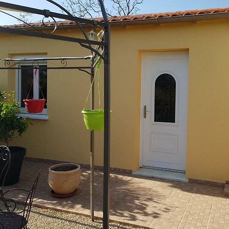 Апартаменты 19 Rue Du Cadran Монморийон Экстерьер фото